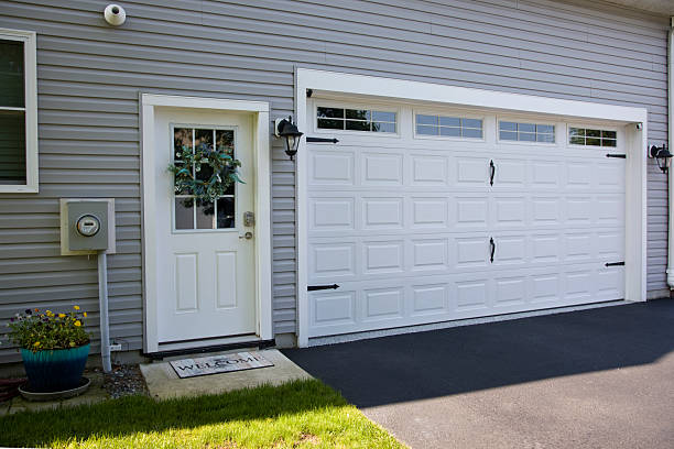 24/7 Emergency Garage Door Installation experts in El Rancho, NM